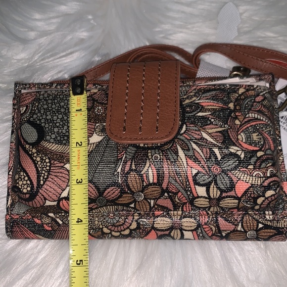 Sakroots Crossbody Smartphone Wallet bag - Picture 6 of 8